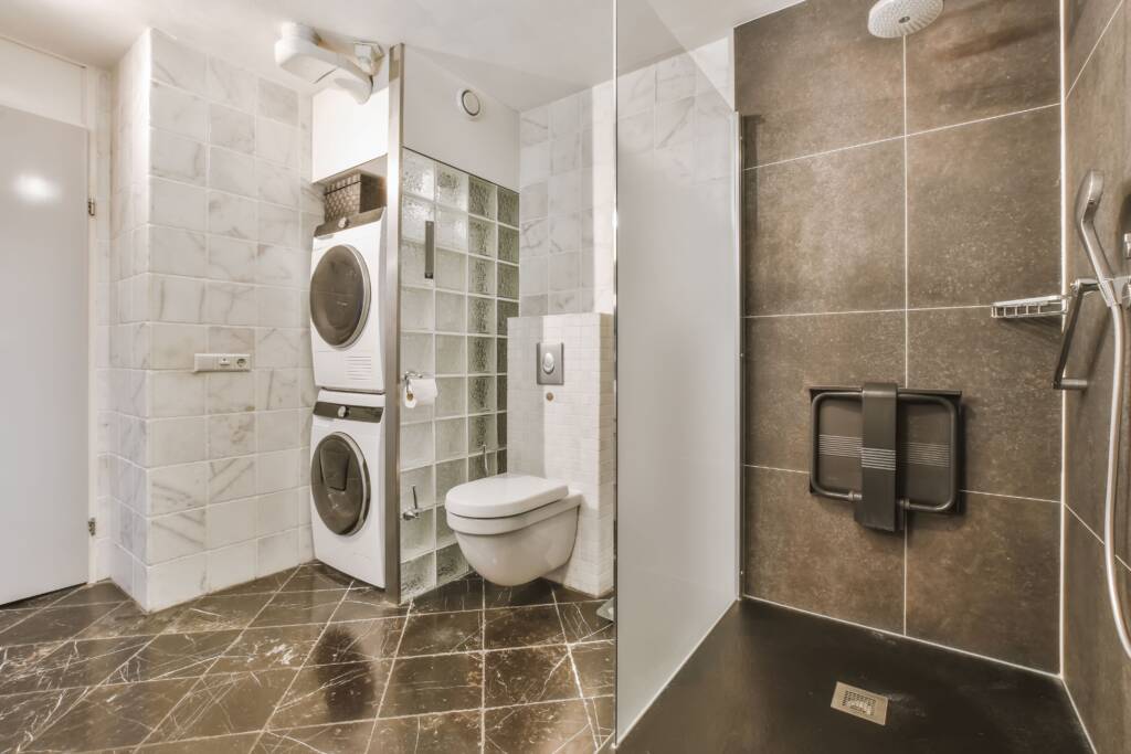 Long Beach Remodeling Contractors| Bathroom Remodel Guide: How to Create a Spa-Like Retreat at Home