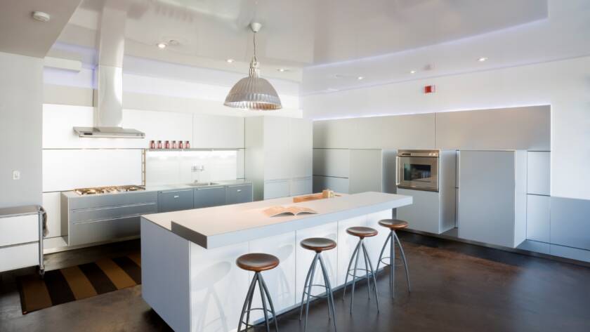 Long Beach Remodeling Contractors | How Much Does a Kitchen or Bathroom Remodel Cost? Budgeting Tips & Insights